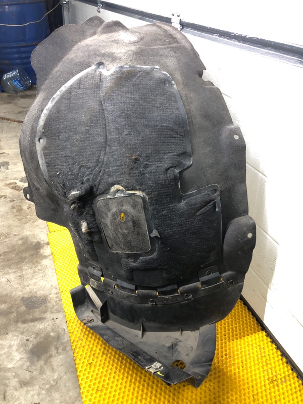 Подкрылок передний левый Mercedes-Benz S-Class 2014 W222