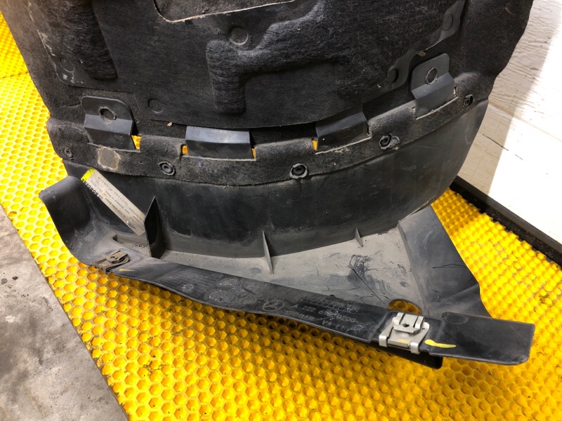 Подкрылок передний левый Mercedes-Benz S-Class 2014 W222