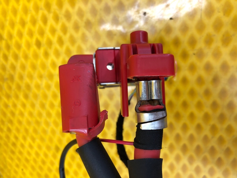 Клемма аккумулятора + Mercedes-Benz S-Class 2014 W222