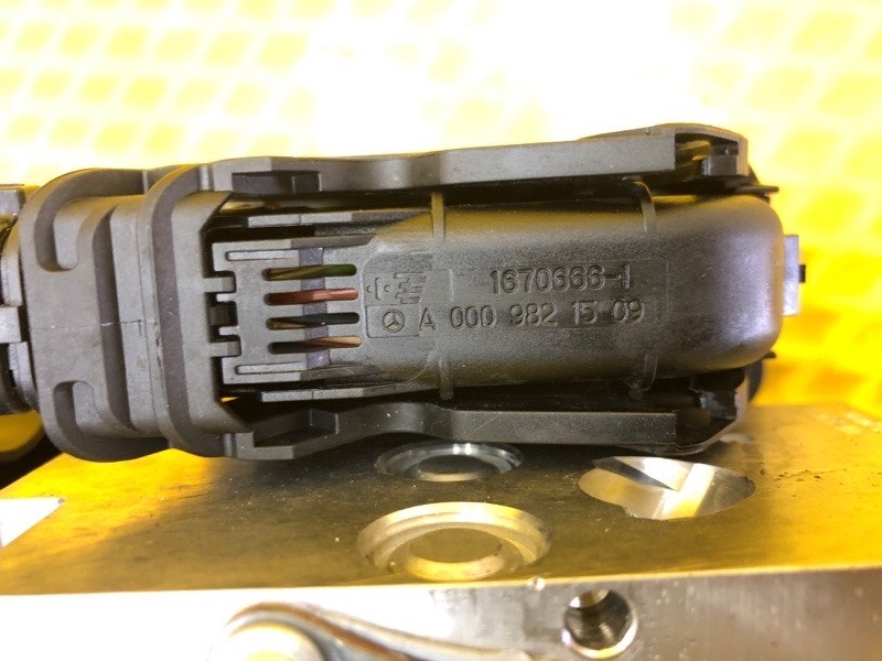 Блок АБС ABS Mercedes-Benz S-Class 2014 W222