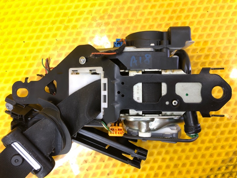 Ремень безопасности передний правый Mercedes-Benz S-Class 2014 W222