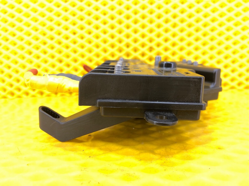 Блок предохранителей Mercedes-Benz S-Class 2014 W222