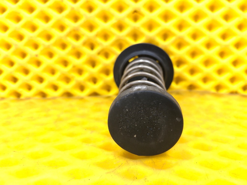 Отбойник капота Mercedes-Benz S-Class 2014 W222