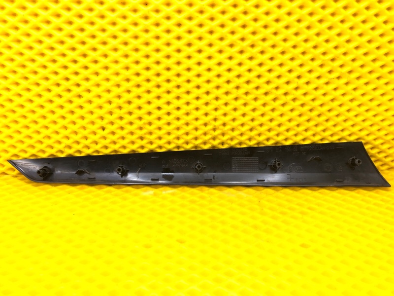 Накладка декоративная Mercedes-Benz C-Class 2010 W204