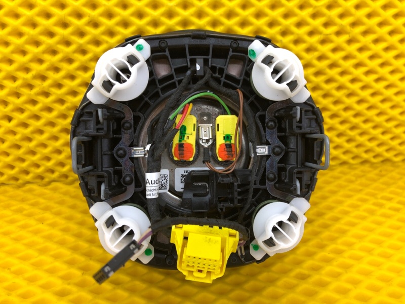 Подушка безопасности в руль Audi Q7 2014 4LB