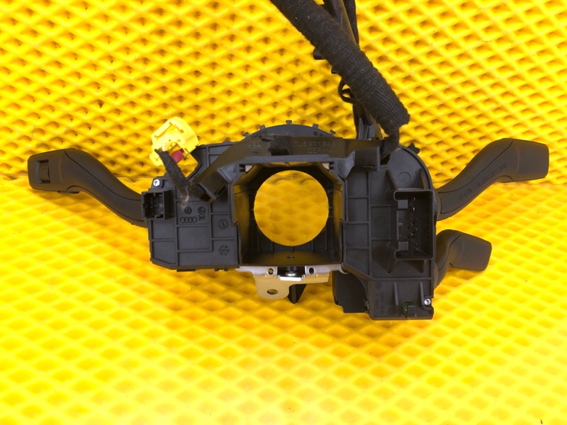 Подрулевой переключатель Audi Q7 2014 4LB