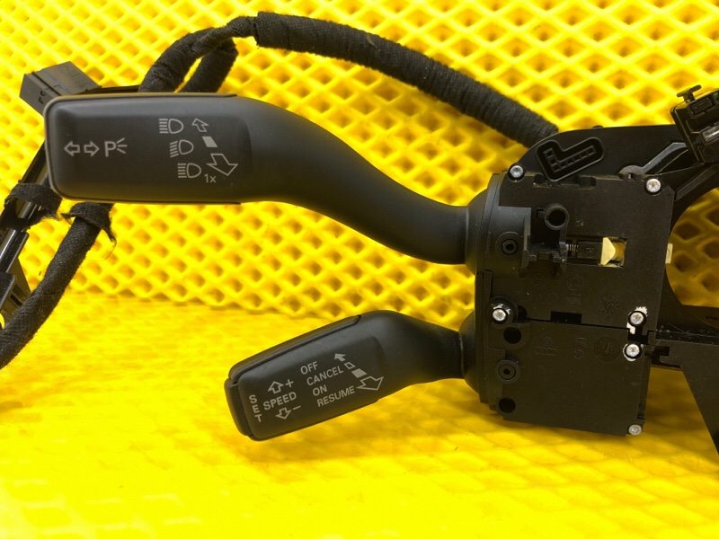 Подрулевой переключатель Audi Q7 2014 4LB