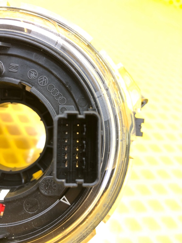 Подрулевой шлейф (кольцо SRS) Audi Q7 2014 4LB