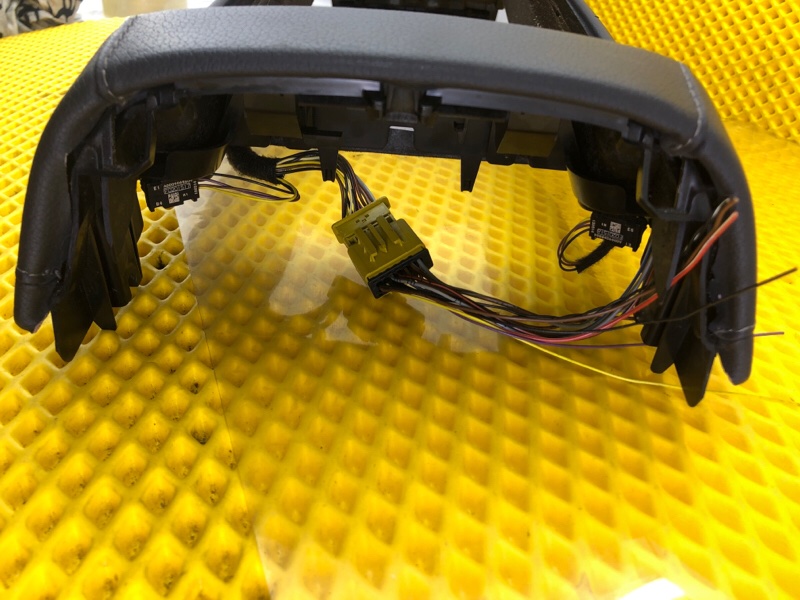 Накладка центральной консоли Mercedes-Benz S-Class 2014 W222