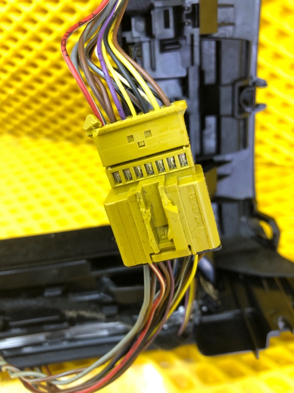 Накладка центральной консоли Mercedes-Benz S-Class 2014 W222