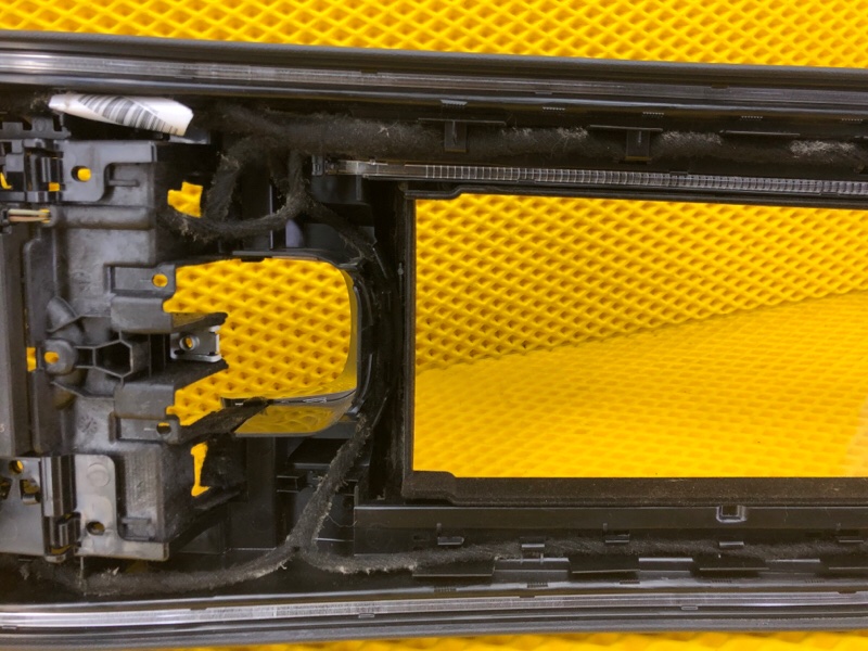 Накладка центральной консоли Mercedes-Benz S-Class 2014 W222