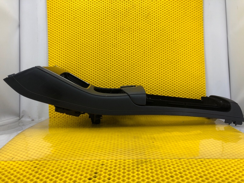 Накладка центральной консоли Mercedes-Benz S-Class 2014 W222