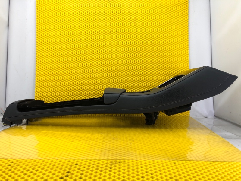 Накладка центральной консоли Mercedes-Benz S-Class 2014 W222