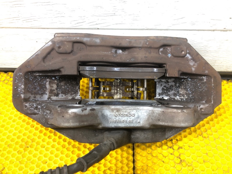 Суппорт тормозной передний левый Mercedes-Benz S-Class 2014 W222