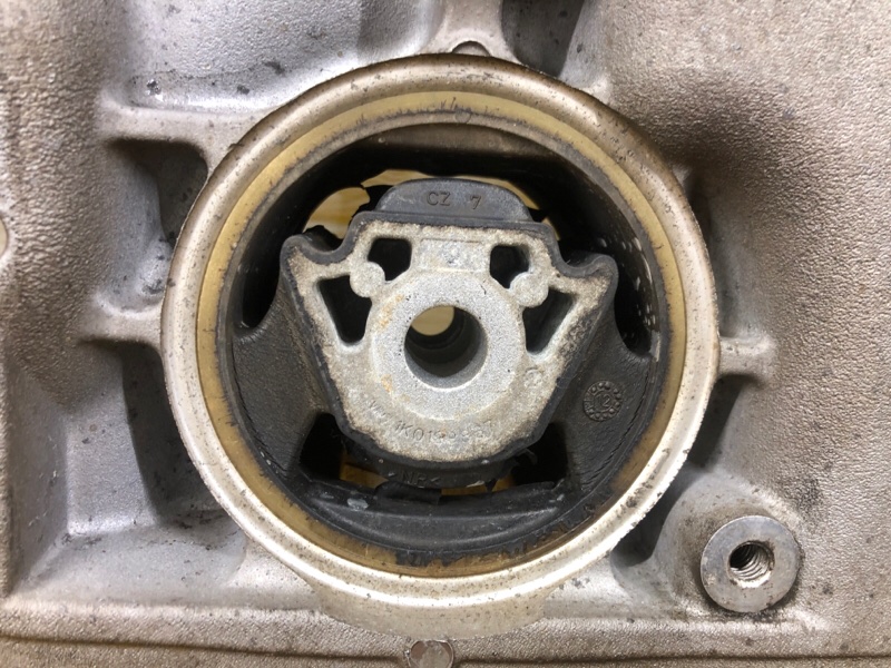 Подрамник Volkswagen Tiguan 2013 5N1