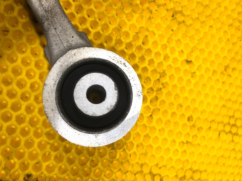 Рычаг верхний Mercedes-Benz S-Class 2014 W222