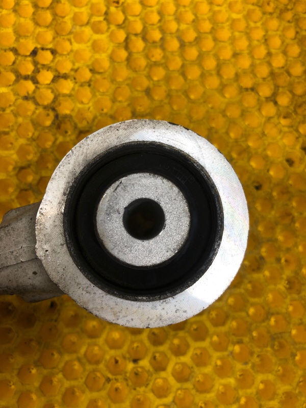 Рычаг верхний Mercedes-Benz S-Class 2014 W222