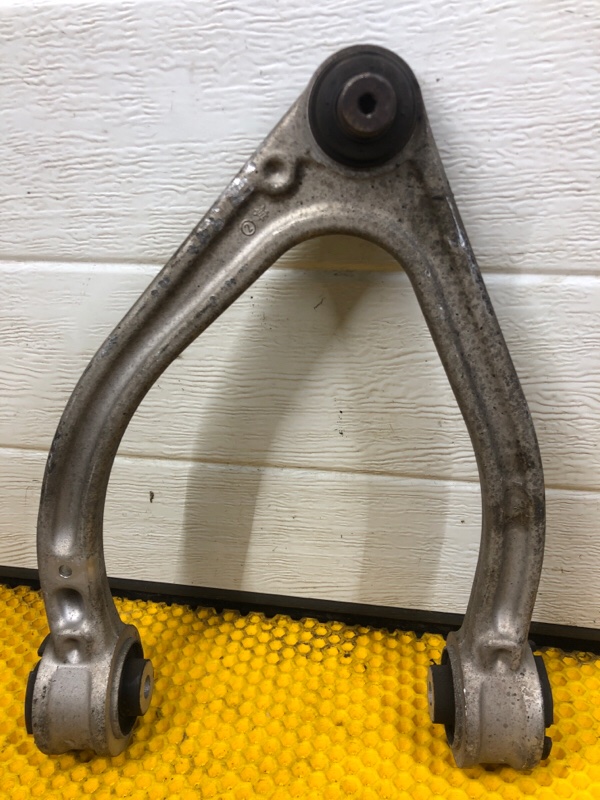 Рычаг верхний Mercedes-Benz S-Class 2014 W222