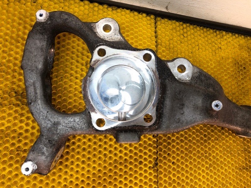 Кулак передний правый Mercedes-Benz S-Class 2014 W222