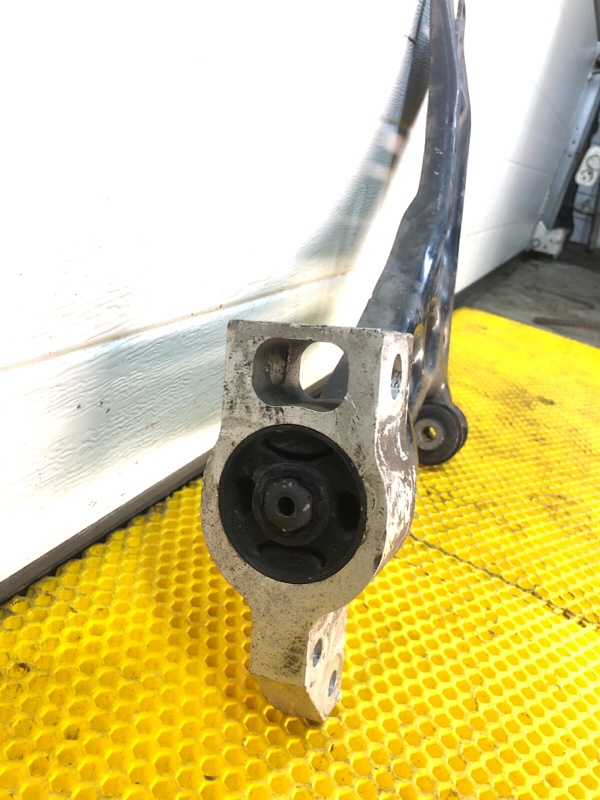 Рычаг передний Volkswagen Tiguan 2013 5N1