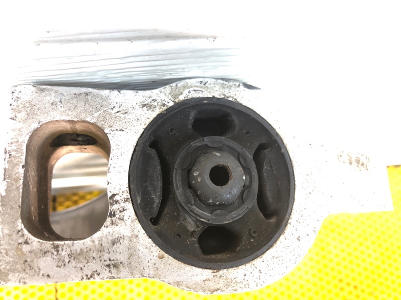 Рычаг передний Volkswagen Tiguan 2013 5N1