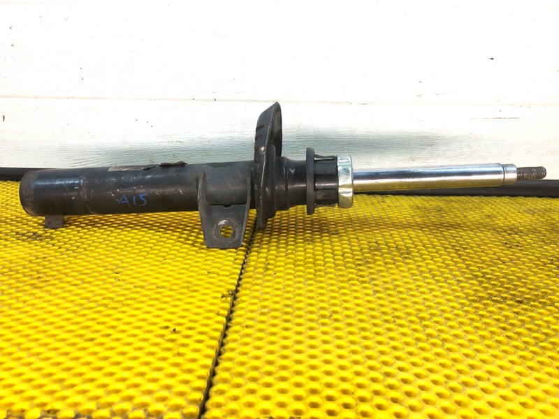 Амортизатор передний левый Volkswagen Tiguan 2013 5N1