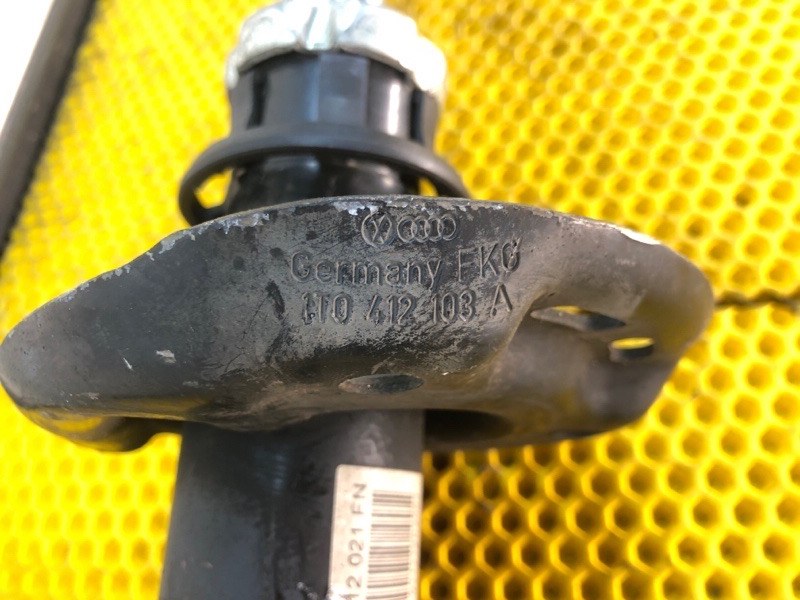 Амортизатор передний левый Volkswagen Tiguan 2013 5N1