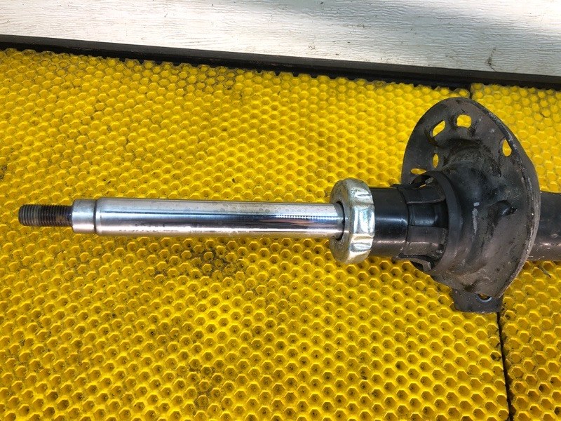 Амортизатор передний правый Volkswagen Tiguan 2013 5N1