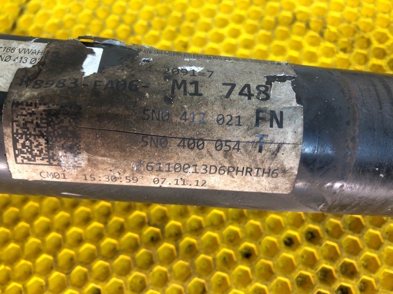 Амортизатор передний правый Volkswagen Tiguan 2013 5N1