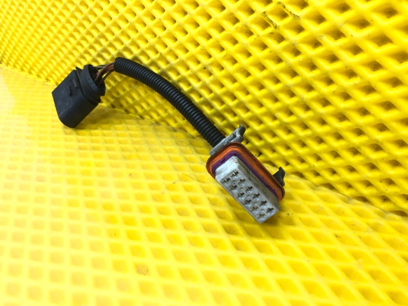 Проводка фары Volkswagen Touareg 2008 7L6