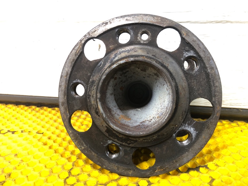 Ступица передняя Mercedes-Benz S-Class 2014 W222