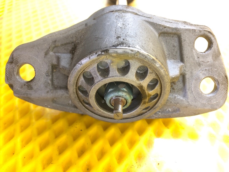 Амортизатор Volkswagen Tiguan 2013 5N1