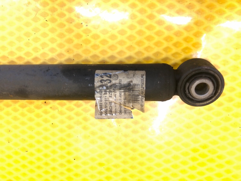 Амортизатор Volkswagen Tiguan 2013 5N1