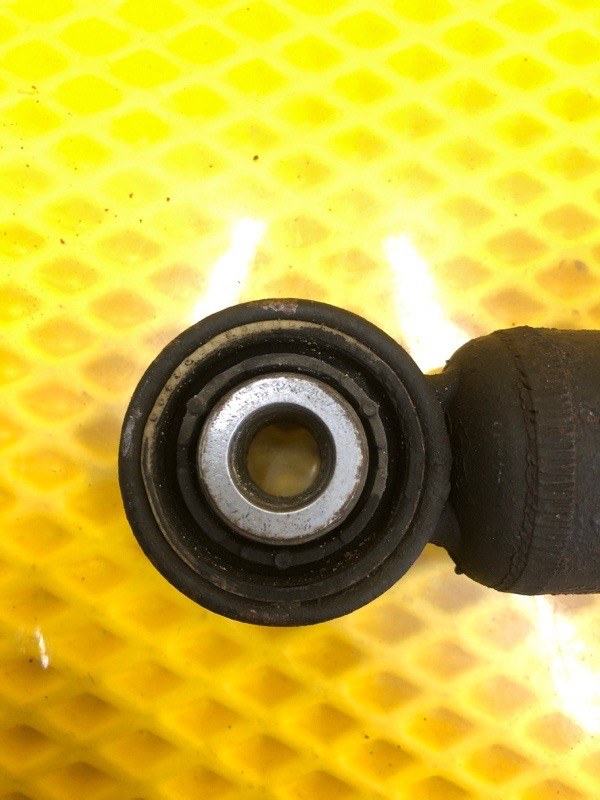 Амортизатор Volkswagen Tiguan 2013 5N1