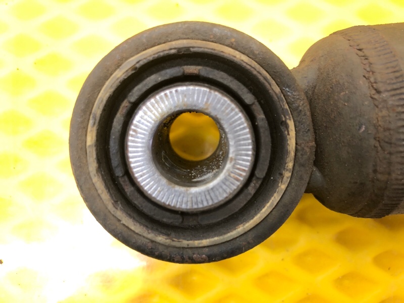 Амортизатор Volkswagen Tiguan 2013 5N1