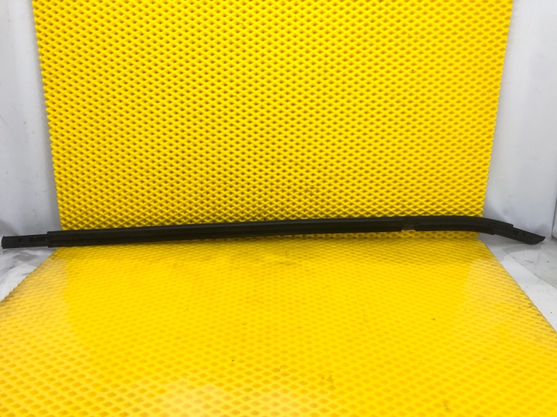 Молдинг стекла Omoda C5 2023