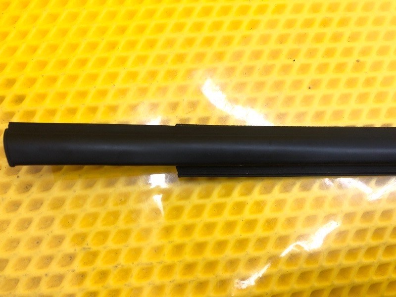 Молдинг стекла Omoda C5 2023