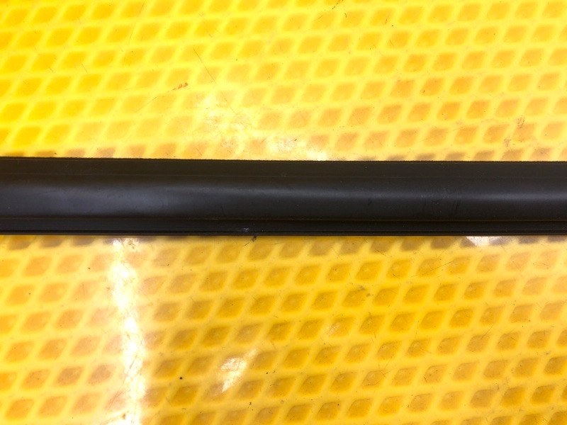 Молдинг стекла Omoda C5 2023