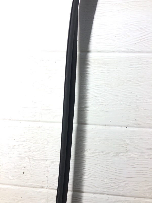 Уплотнитель стекла двери Omoda C5 2023