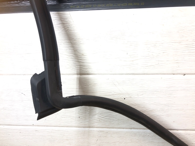 Уплотнитель двери Omoda C5 2023