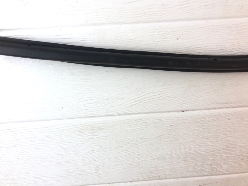 Уплотнитель двери Omoda C5 2023