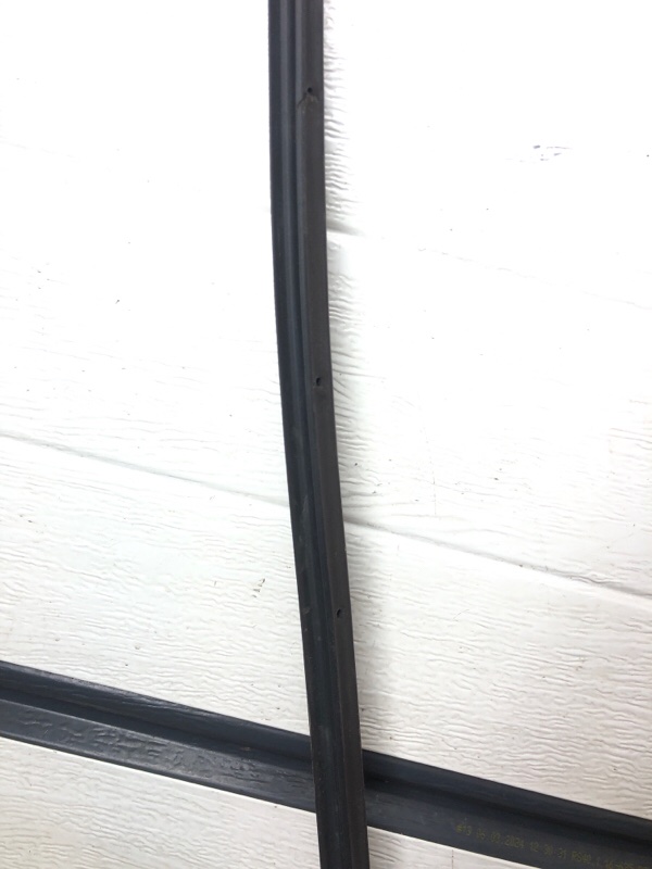 Уплотнитель двери Omoda C5 2023