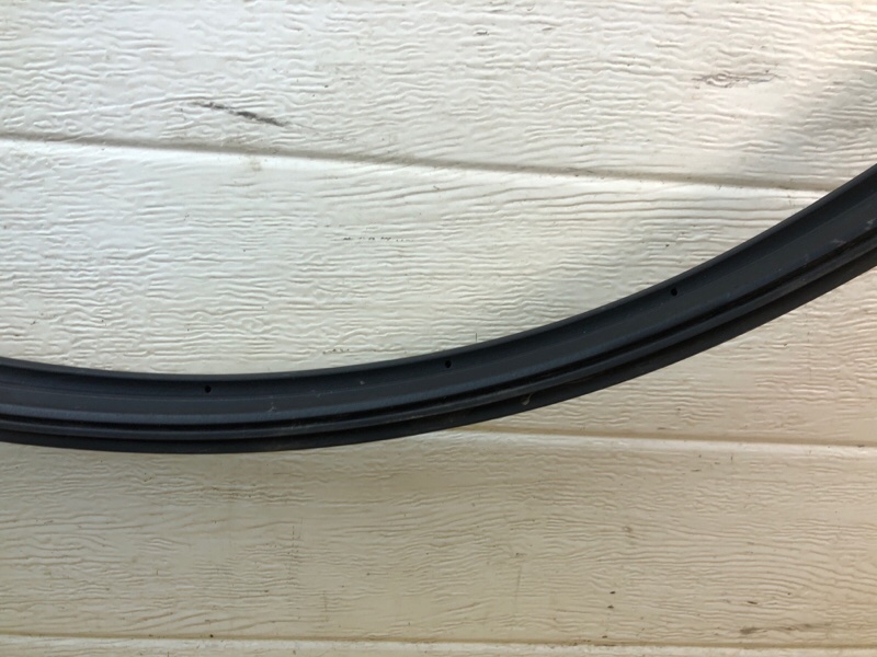 Уплотнитель двери Omoda C5 2023