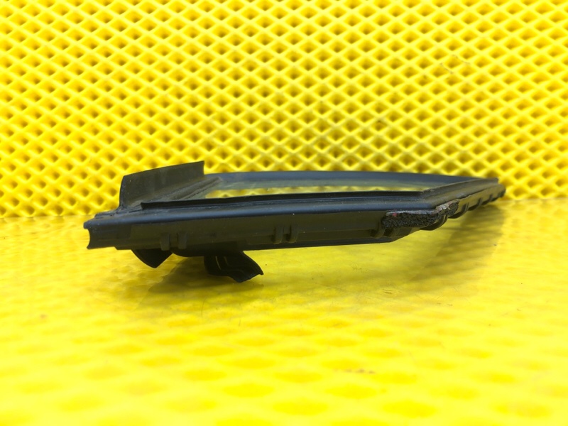 Стекло боковое правое (форточка) Omoda C5 2023