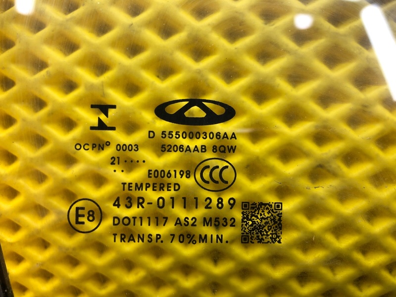 Стекло боковое правое (форточка) Omoda C5 2023