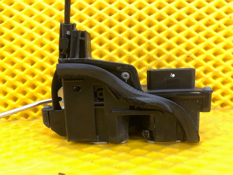 Замок двери передней правой Omoda C5 2023