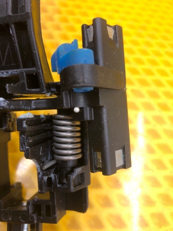 Кронштейн ручки двери передней правой Omoda C5 2023