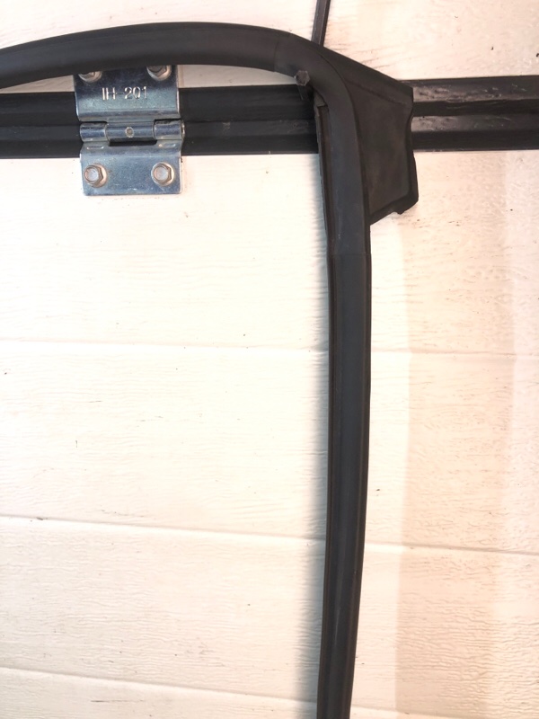 Уплотнитель двери задней правой Omoda C5 2023