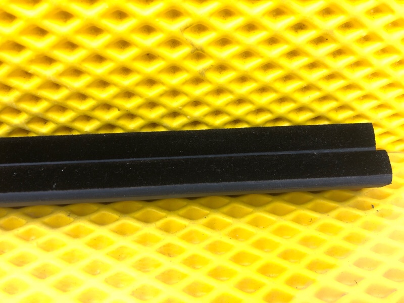 Уплотнитель двери задней Omoda C5 2023