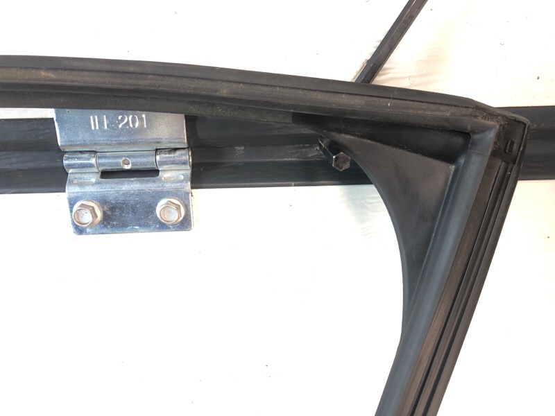 Уплотнитель стекла двери Omoda C5 2023